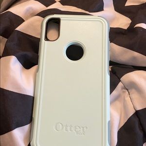 iPhone XS Max otter box